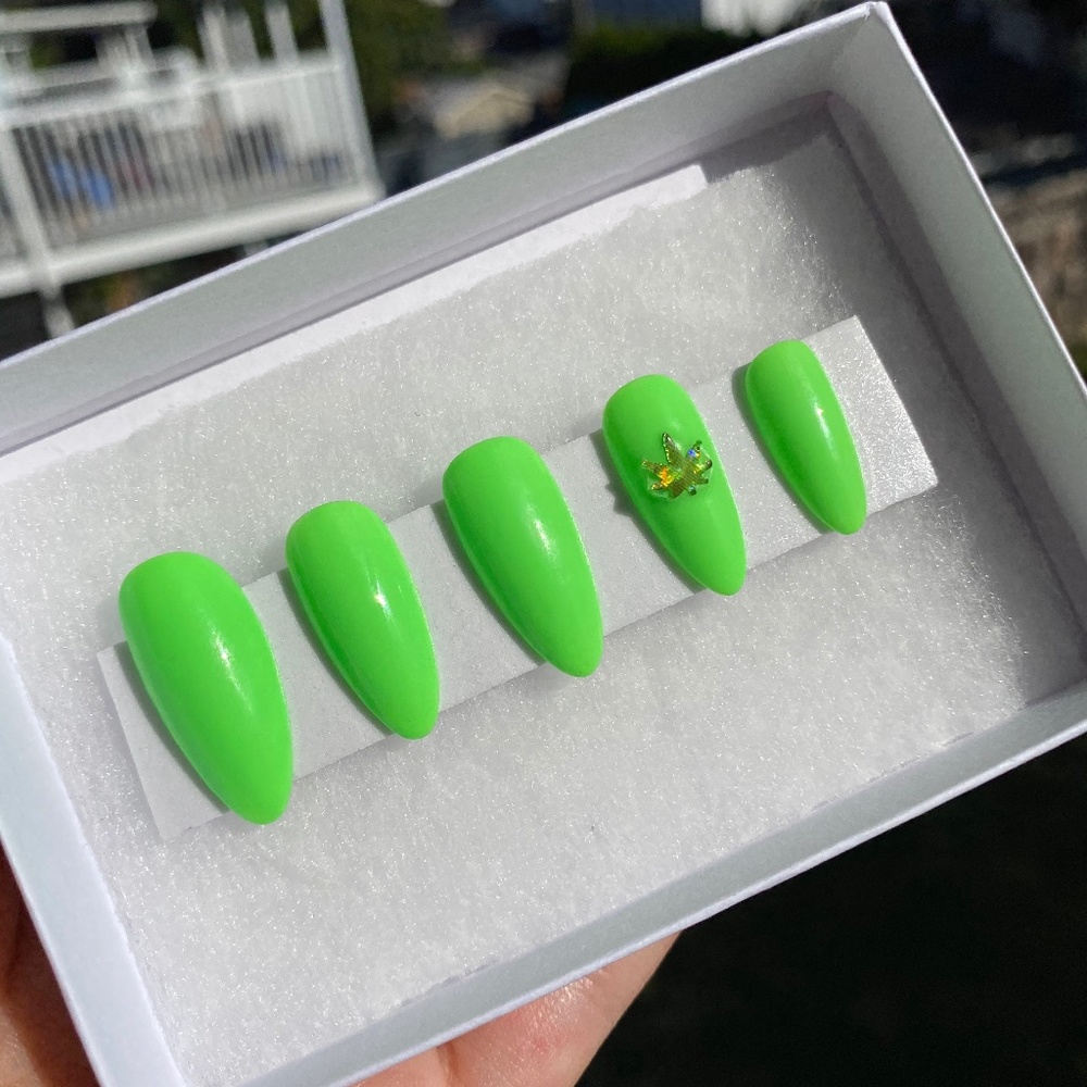 420 Vibes Neon Green Press on Nails